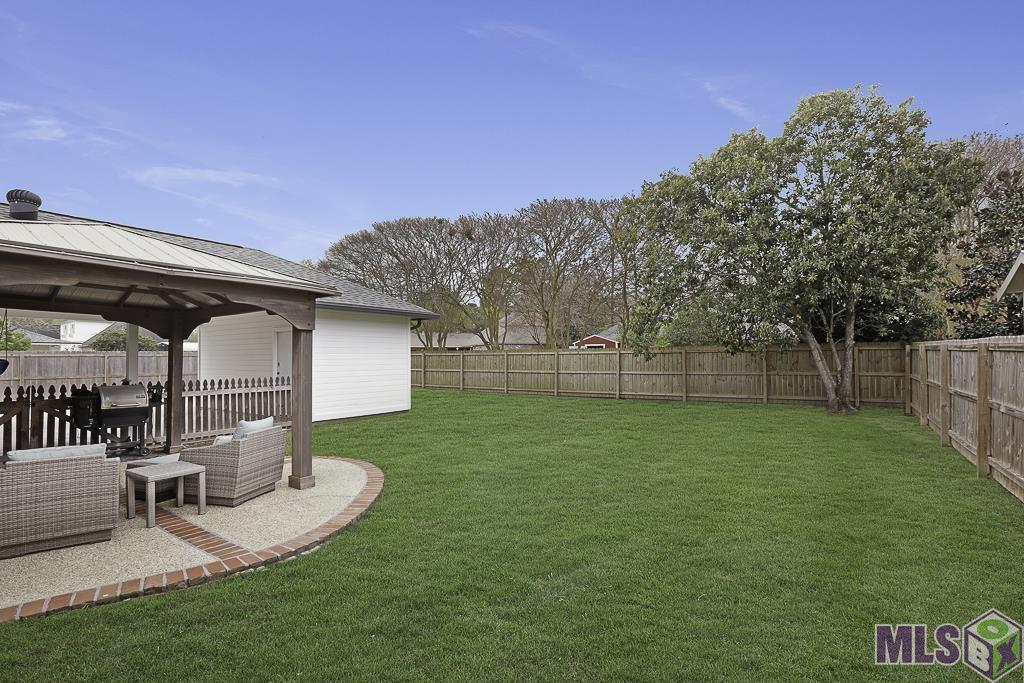 7836 Menlo Drive Baton Rouge, LA 70808 - Photo 32 of 36