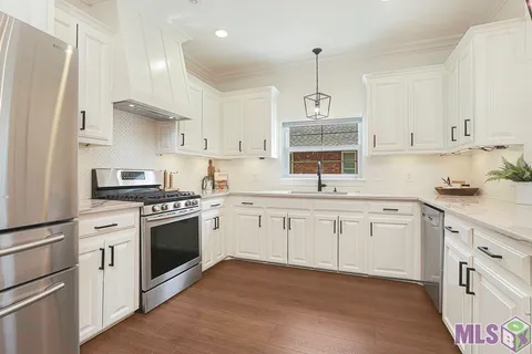 $549,000 | 7836 Menlo Drive, Baton Rouge, LA 70808