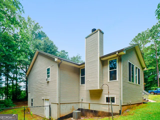 $440,000 | 578 Harbour Shores Drive, Jackson, GA 30233