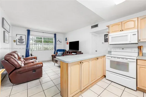 $185,000 | 747 Northwest 13th Avenue, Unit 3, Miami, FL 33125
