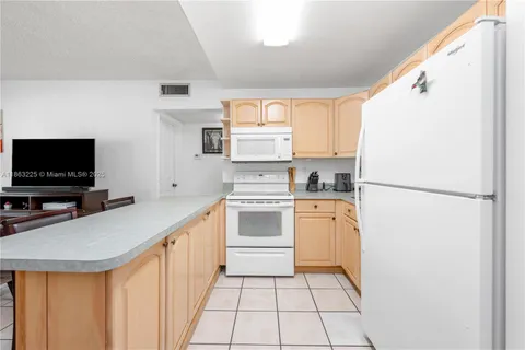 $185,000 | 747 Northwest 13th Avenue, Unit 3, Miami, FL 33125