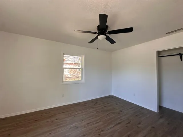 $1,800 | 2318 1st Street, Brownwood, TX 76801