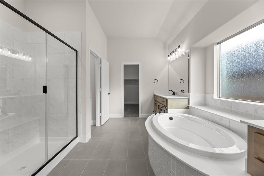 43 Magpie Street Joshua, TX 76058 - Photo 14 of 30 43 Magpie-Primary Suite-3