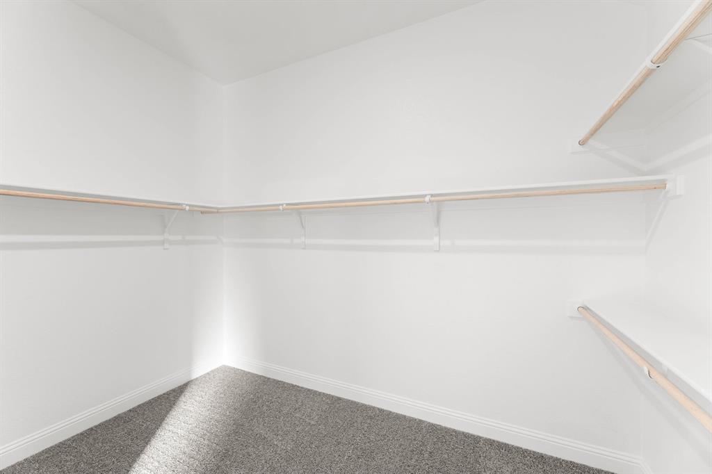 43 Magpie Street Joshua, TX 76058 - Photo 17 of 30 43 Magpie-Primary Suite-6