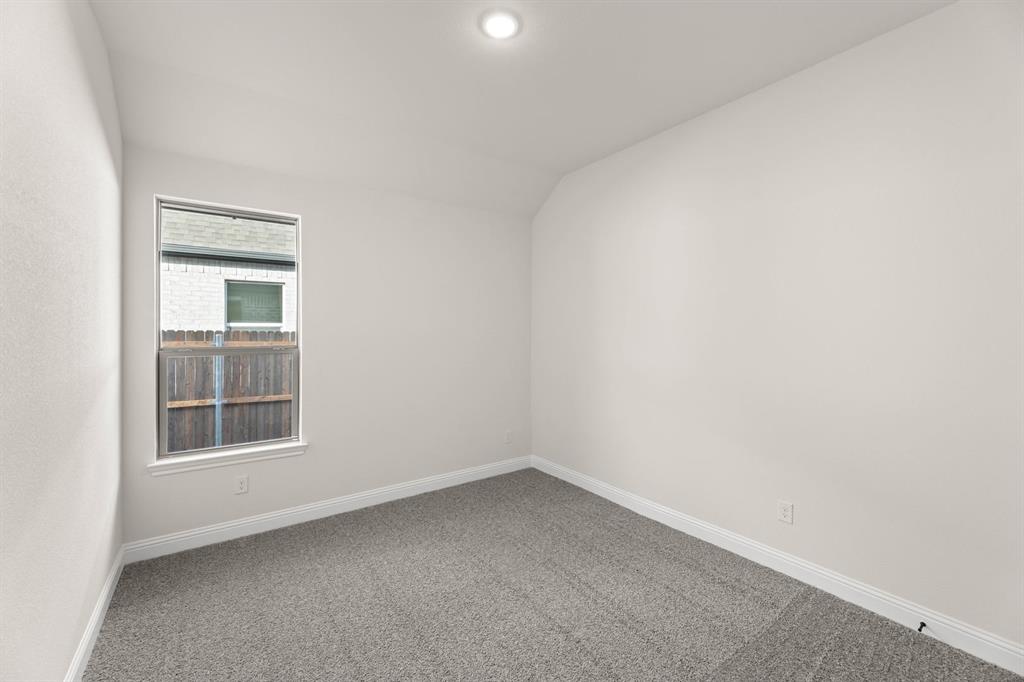 43 Magpie Street Joshua, TX 76058 - Photo 20 of 30 43 Magpie-Bedroom-2