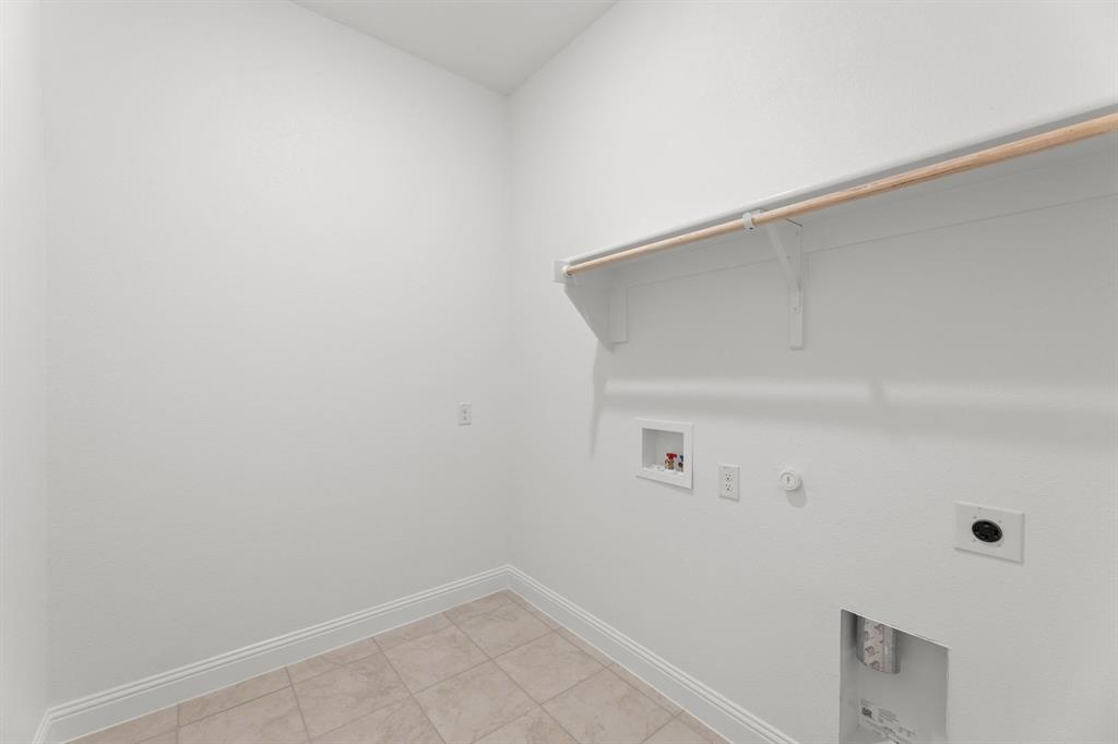 43 Magpie Street Joshua, TX 76058 - Photo 23 of 30 43 Magpie-Utility-1