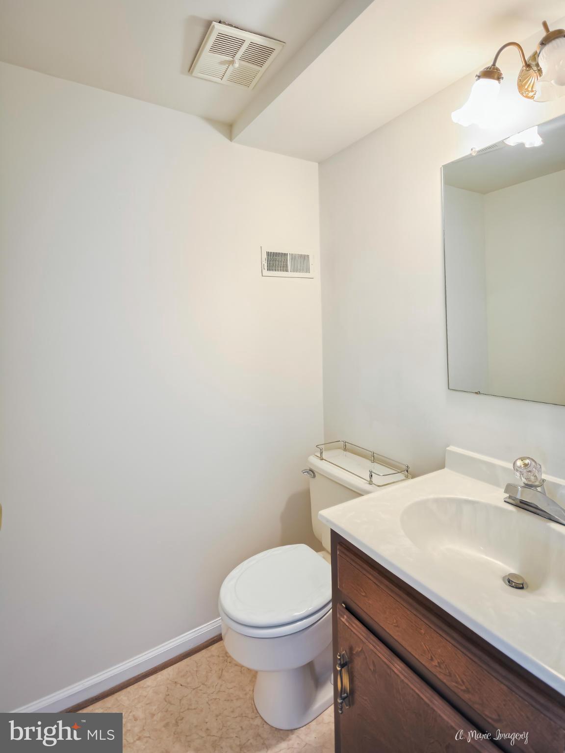 8002 Broken Reed Court Frederick, MD 21701 - Photo 17 of 30 Bath