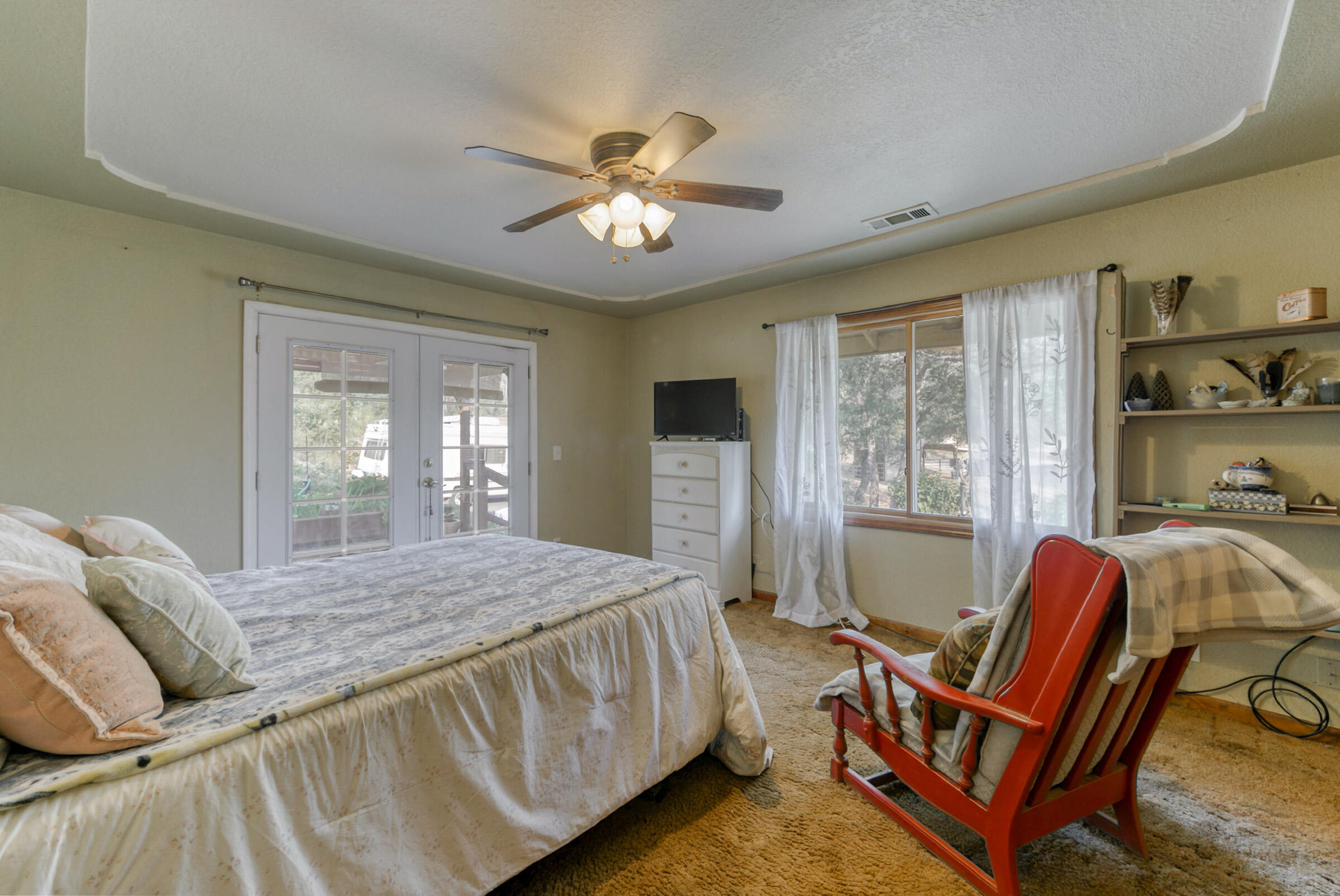 15025 Miners Gulch Road Shasta, CA 96087 - Photo 24 of 47 bedroom 2 with French doors