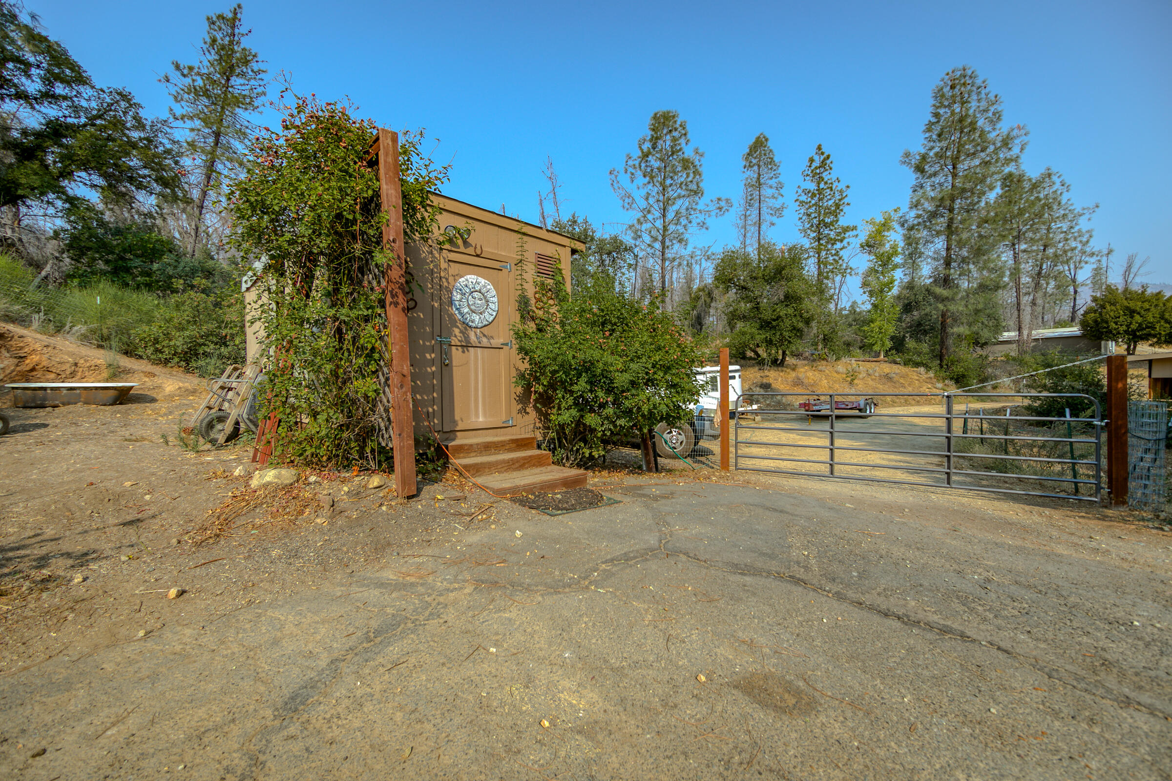 15025 Miners Gulch Road Shasta, CA 96087 - Photo 37 of 47 HV7A5045