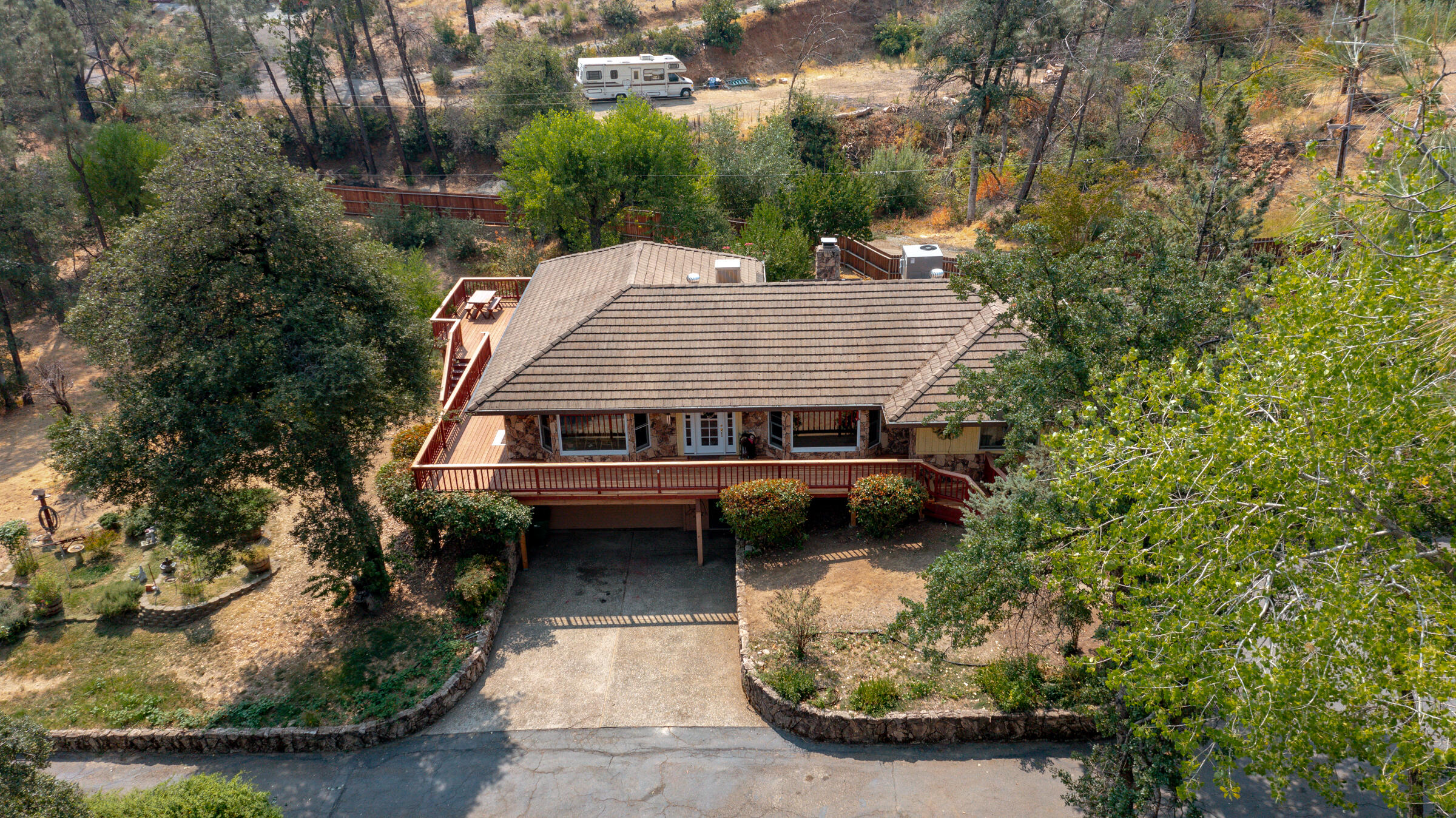 15025 Miners Gulch Road Shasta, CA 96087 - Photo 46 of 47 2 car garage