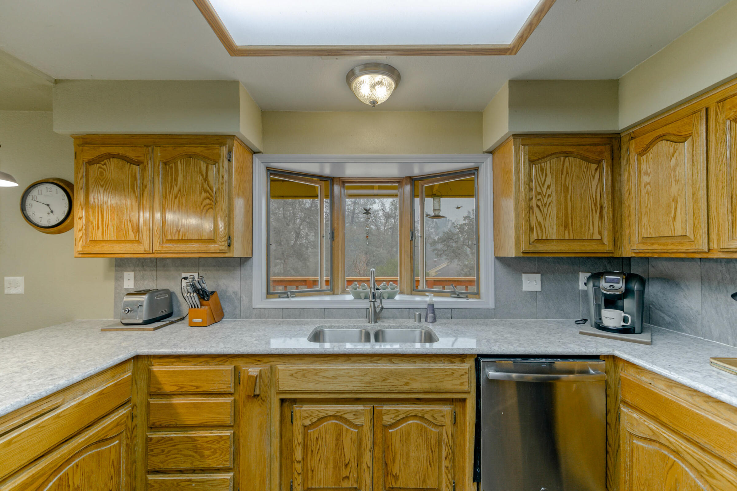 15025 Miners Gulch Road Shasta, CA 96087 - Photo 9 of 47 HV7A7808