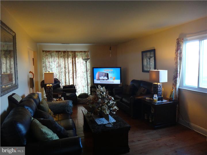 2 Coriander Drive Lumberton, NJ 08048 - Photo 11 of 14 Living Room