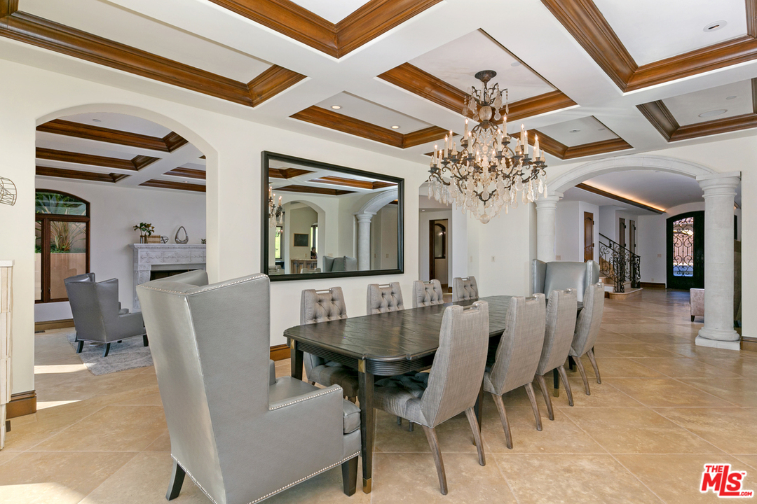 6254 Porterdale Drive Malibu, CA 90265 - Photo 19 of 40