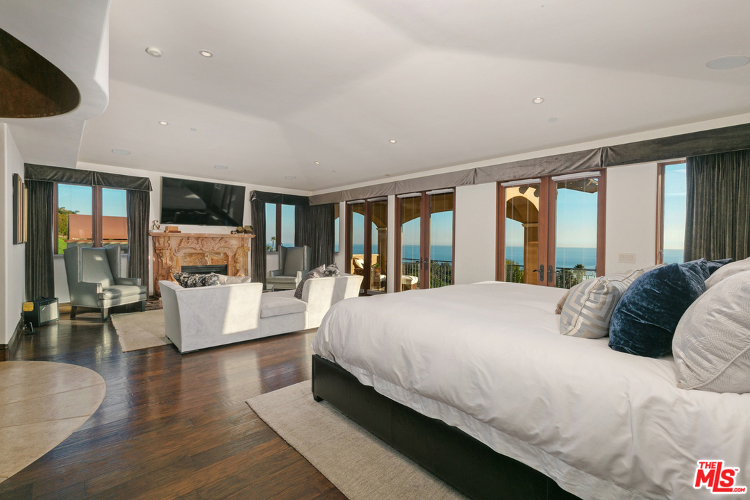 6254 Porterdale Drive Malibu, CA 90265 - Photo 22 of 40