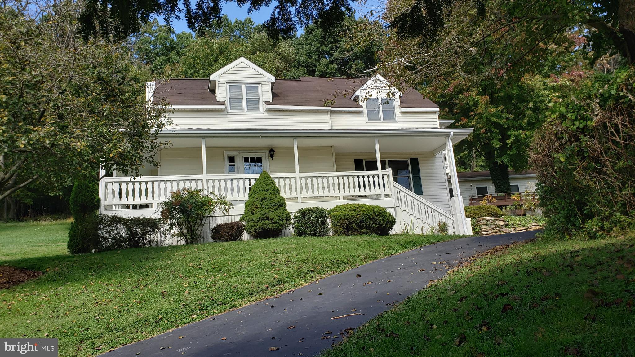 9710 Hall Road Frederick, MD 21701 - Photo 35 of 41 Beautiful Curb Appeal