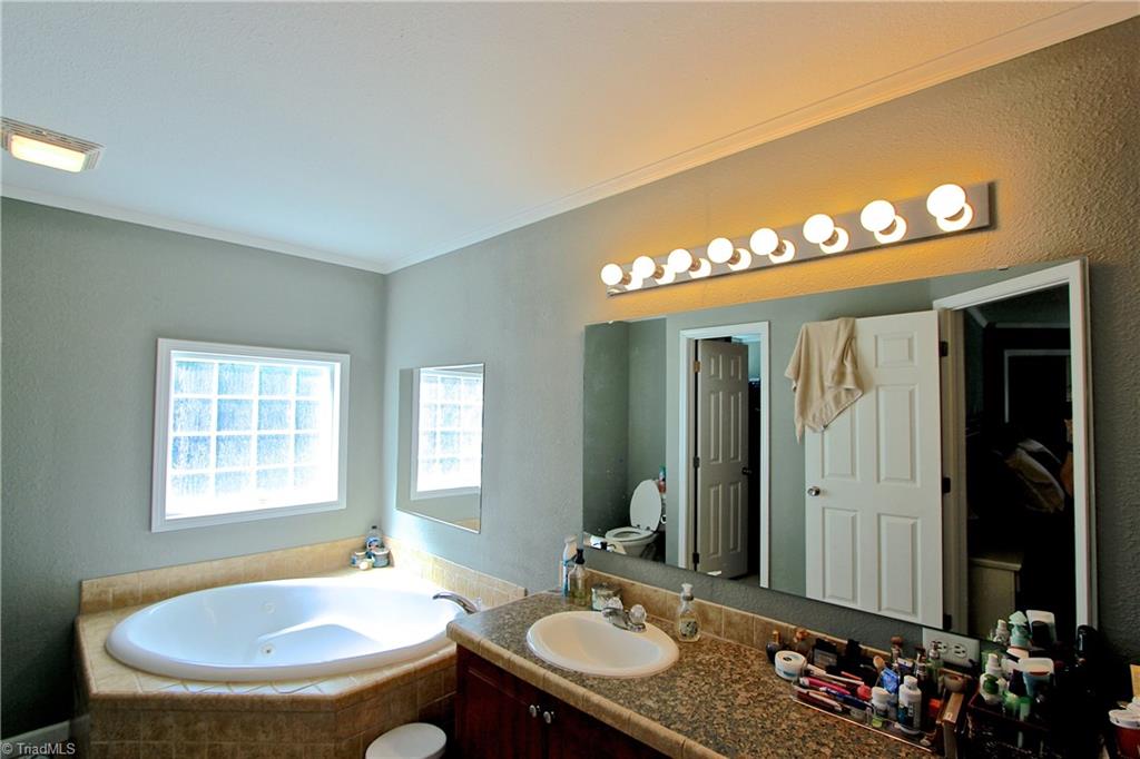 291 County Line Road Reidsville, NC 27320 - Photo 15 of 25 Gallery Image 15