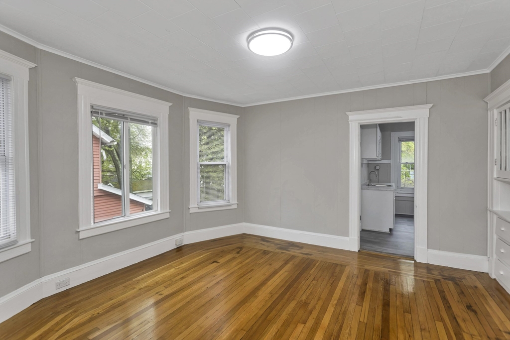 78 Whittier Street Springfield, MA 01108 - Photo 23 of 39