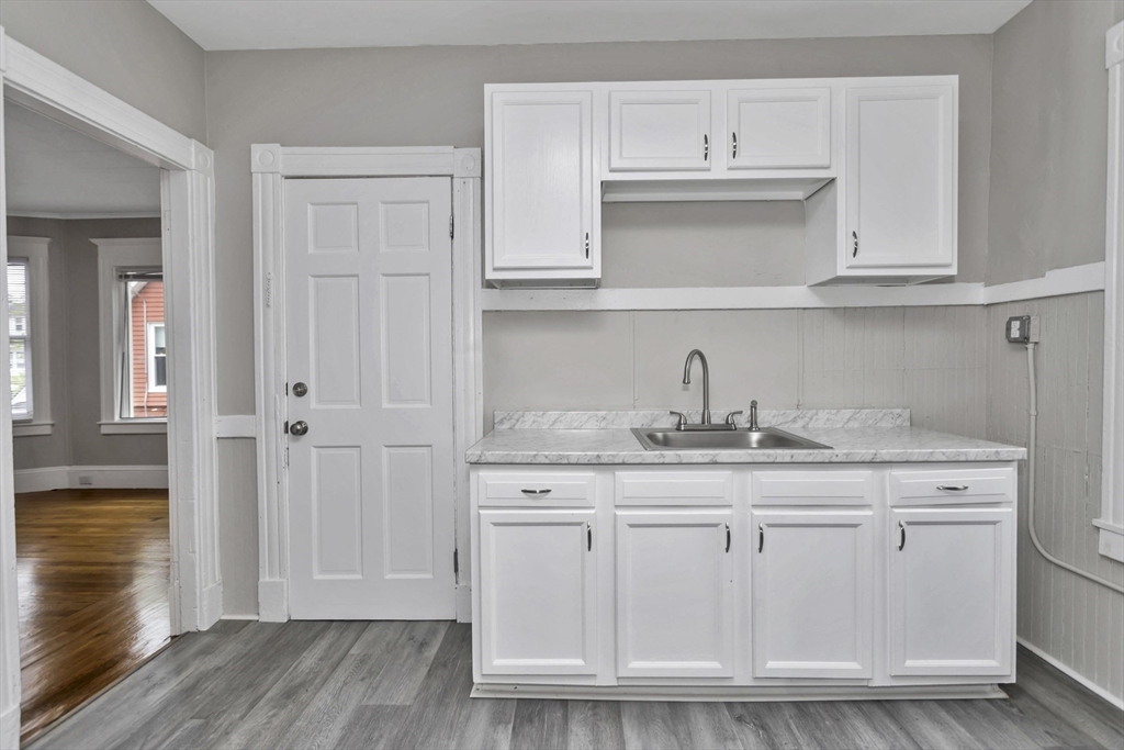 78 Whittier Street Springfield, MA 01108 - Photo 30 of 39