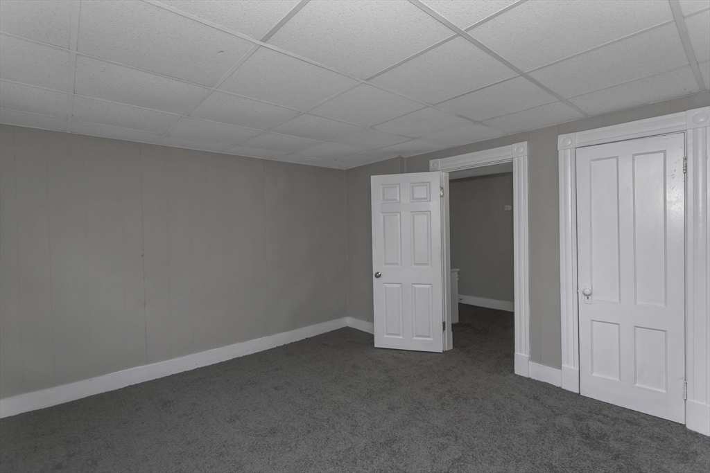 78 Whittier Street Springfield, MA 01108 - Photo 6 of 39