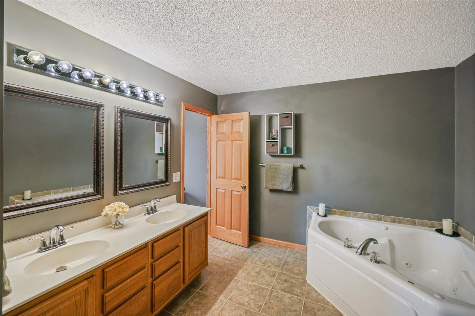 2100 Blake Avenue Lester Prairie, MN 55354 - Photo 27 of 41