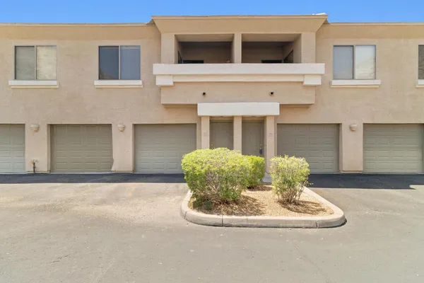 $1,549 | 1716 West Cortez Street, Unit 207, Phoenix, AZ 85029