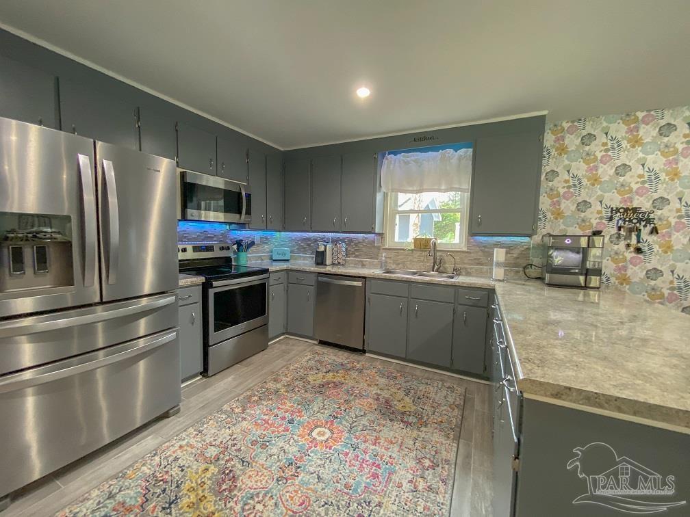6250 Robinhood Road Milton, FL 32570 - Photo 13 of 49