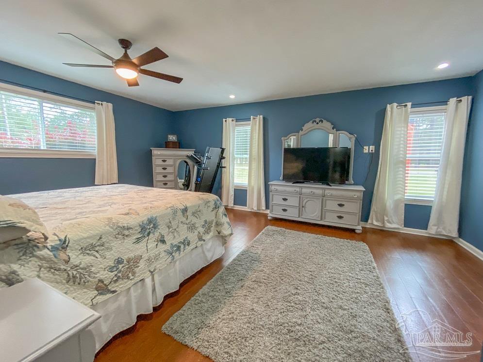 6250 Robinhood Road Milton, FL 32570 - Photo 15 of 49