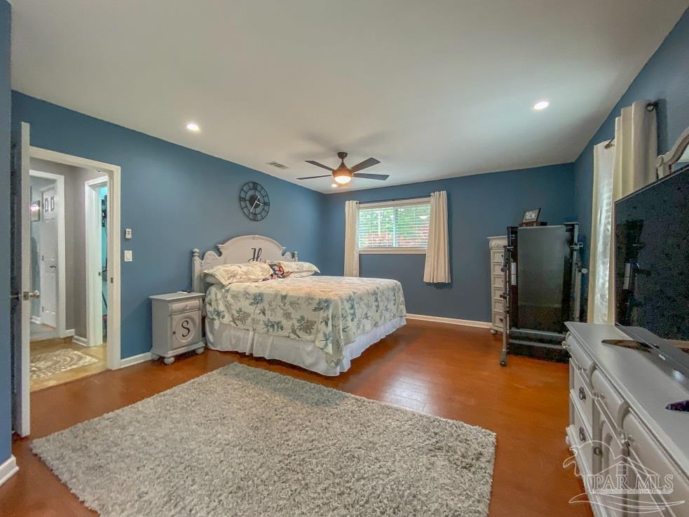 6250 Robinhood Road Milton, FL 32570 - Photo 16 of 49