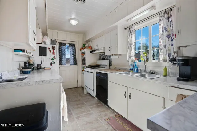 $279,000 | 224 South Nevada Street, Yerington, NV 89447