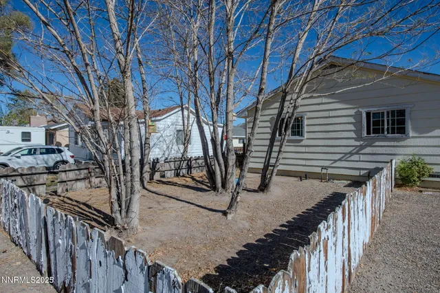 $279,000 | 224 South Nevada Street, Yerington, NV 89447