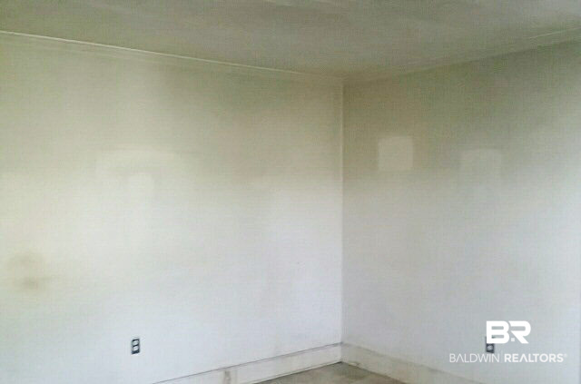605 South Presley Street Atmore, AL 36502 - Photo 8 of 16