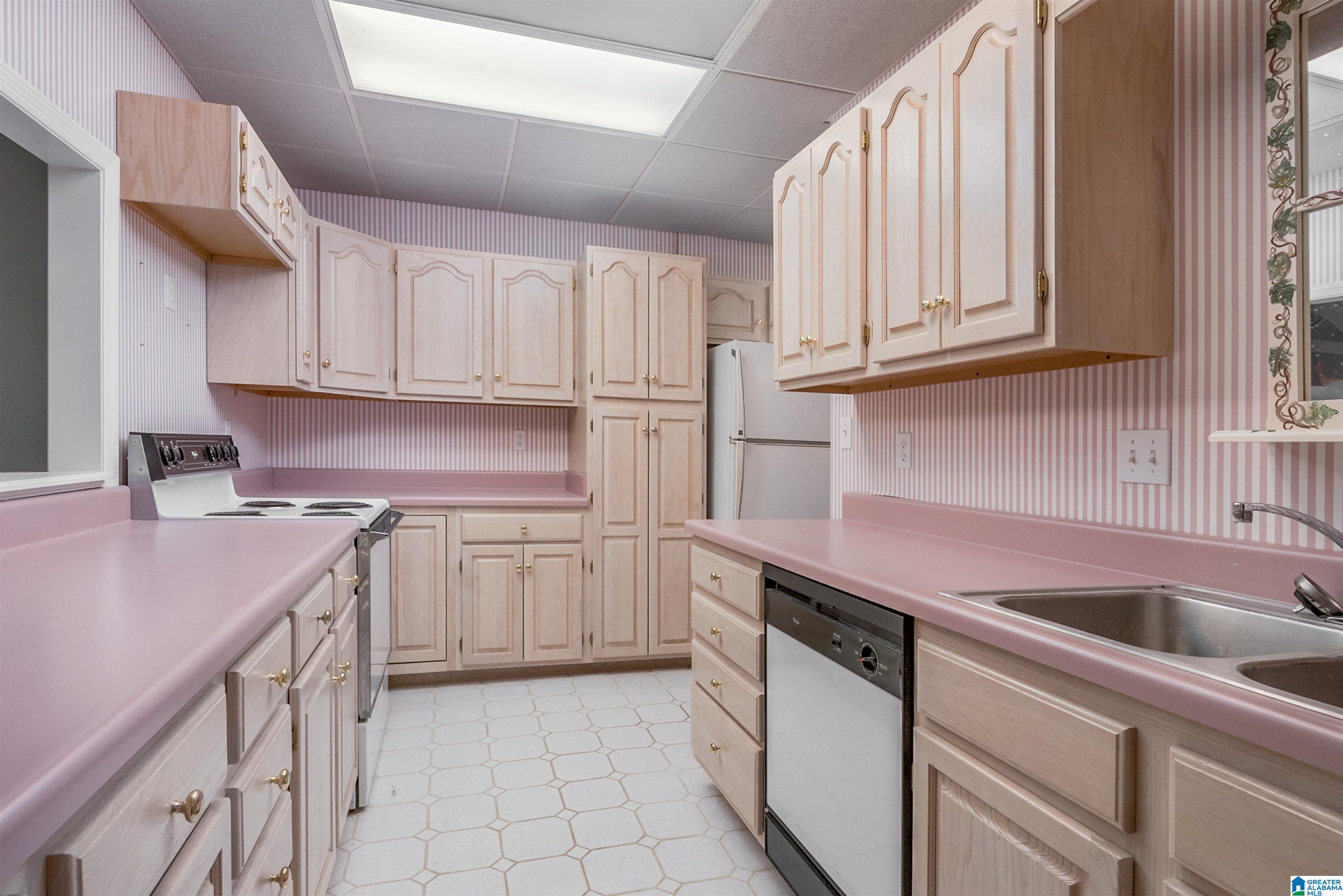 3773 Brookwood Road Birmingham, AL 35213 - Photo 37 of 53