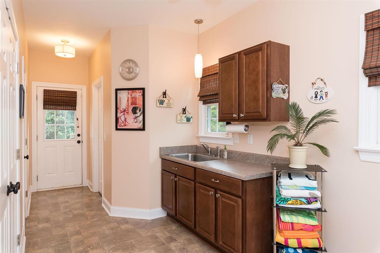 4723 Highview Court Raleigh, NC 27613 - Photo 8 of 25 Photo 8