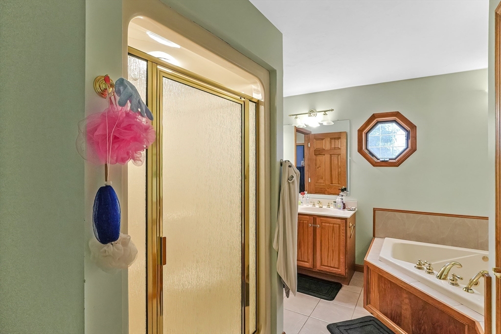 174 Clemence Hill Road Southbridge, MA 01550 - Photo 18 of 30 Gallery Image 18