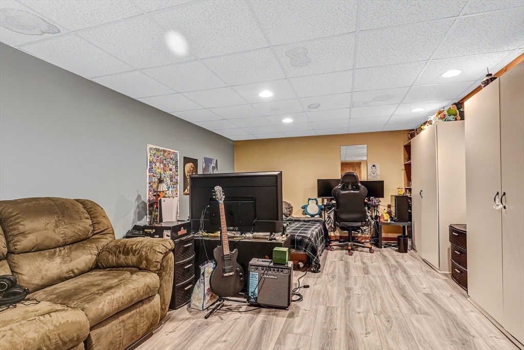 174 Clemence Hill Road Southbridge, MA 01550 - Photo 19 of 30 Gallery Image 19
