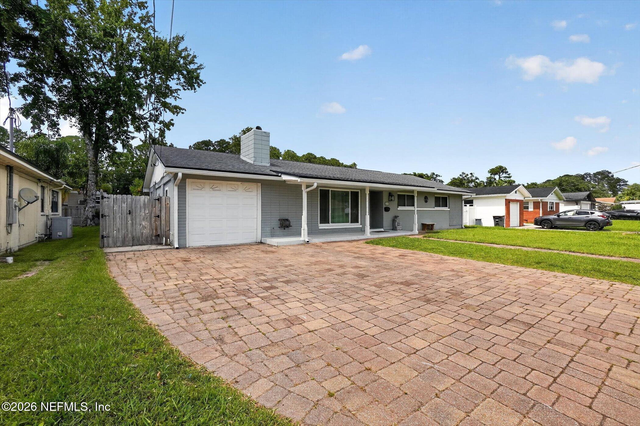 5549 Hickson Road Jacksonville, FL 32207 - Photo 3 of 40 02-5549-Hickson-Rd-Jacksonville-FL-32207