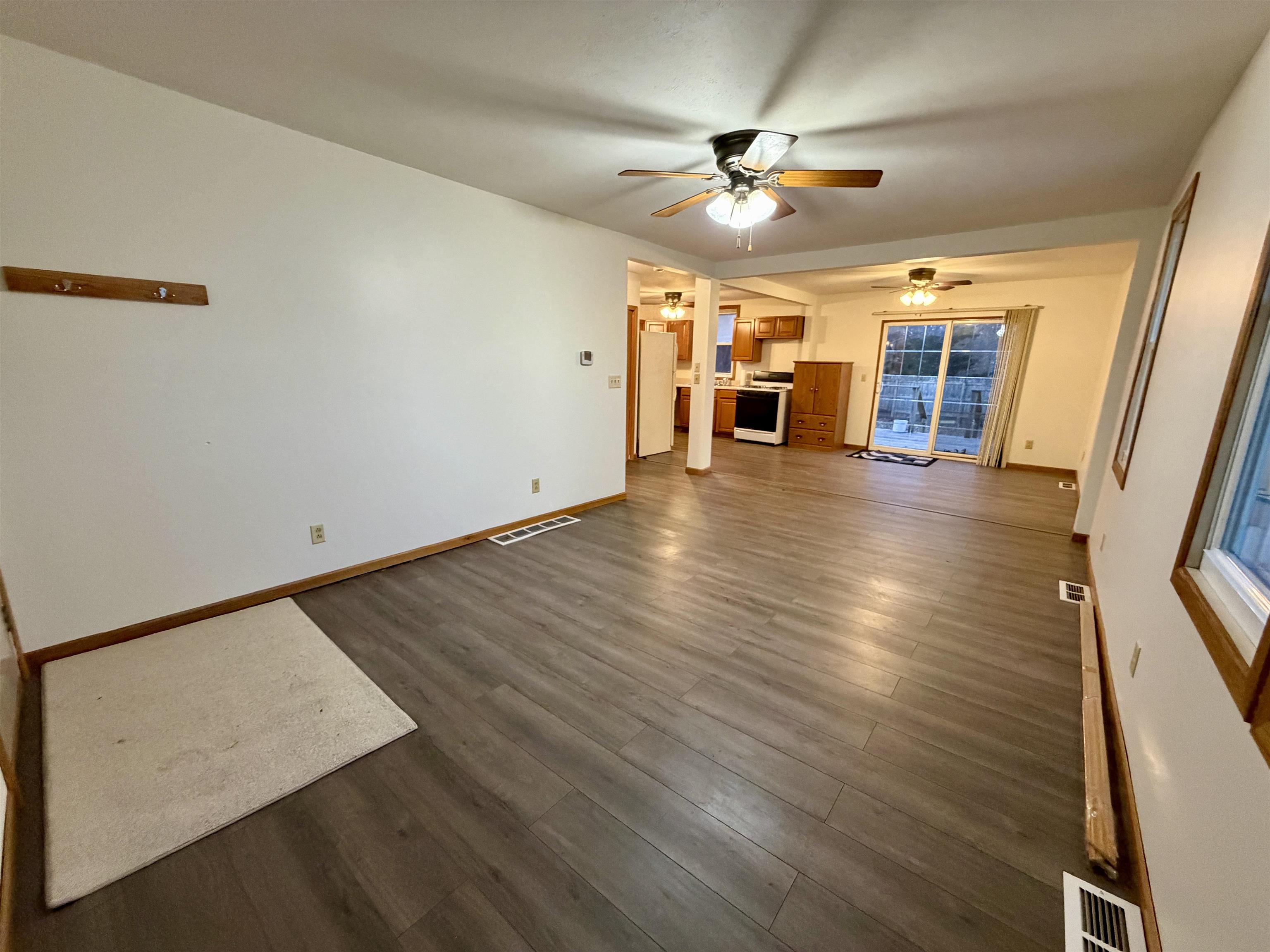 835 East Homeland Beloit, WI 53511 - Photo 2 of 24