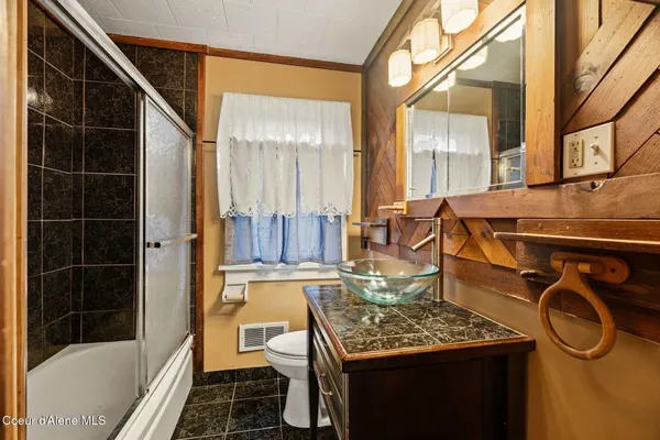 $260,000 | 210 3rd Avenue, Clark Fork, ID 83811