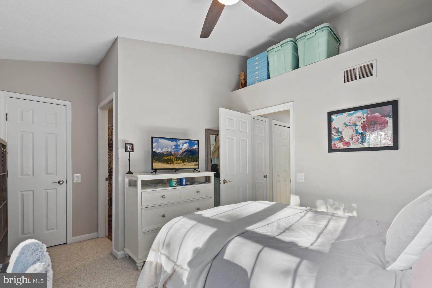 11201 Rienzi Place, Unit 202 Manassas, VA 20109 - Photo 20 of 21 Gallery Image 20