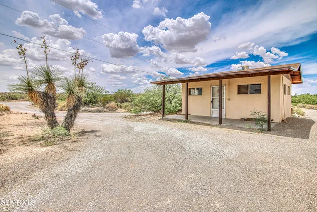 $599,999 | 6540 McNutt Road, Anthony, NM 88021