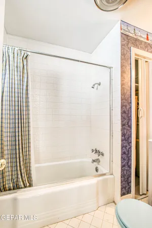 a view of a house with swimming pool