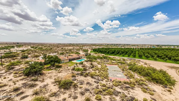 $599,999 | 6540 McNutt Road, Anthony, NM 88021