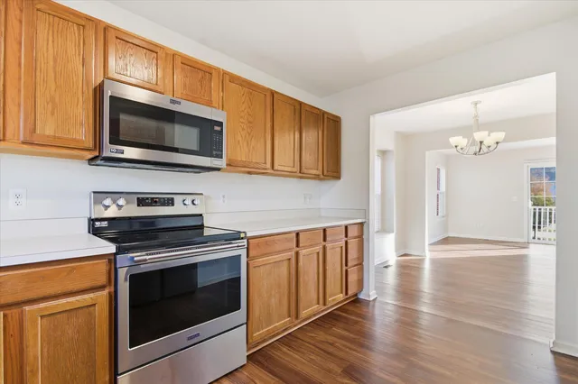 $2,200 | 6342 Trumpeter Lane, Ypsilanti, MI 48197