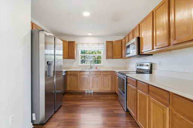 $2,200 | 6342 Trumpeter Lane, Ypsilanti, MI 48197