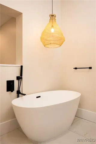 $2,350 | 523 Main Street, Buffalo, NY 14203