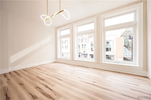 $2,350 | 523 Main Street, Buffalo, NY 14203