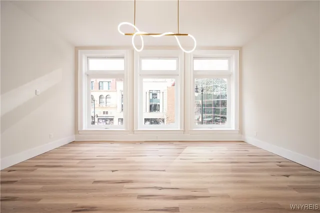 $2,350 | 523 Main Street, Buffalo, NY 14203