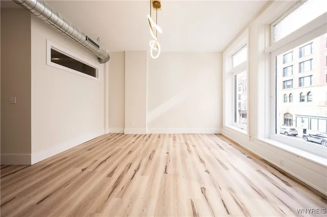 $2,350 | 523 Main Street, Buffalo, NY 14203