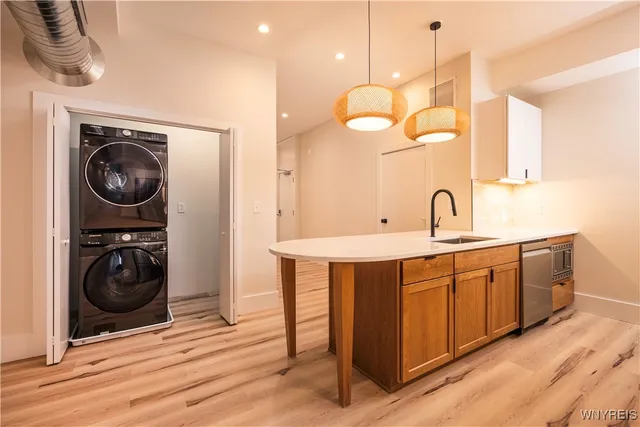 $2,350 | 523 Main Street, Buffalo, NY 14203