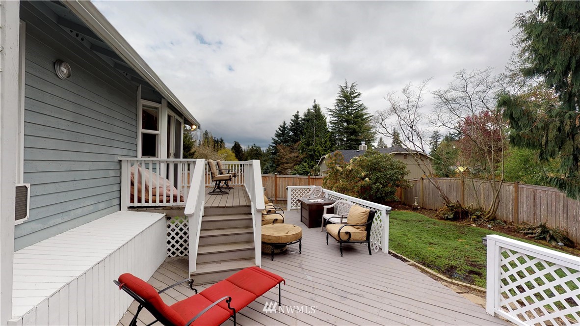 1616 172nd Street Southeast Bothell, WA 98012 - Photo 15 of 25
